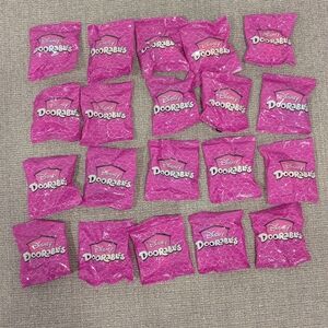 New Disney Doorables Series 7 - 20 Mystery Packs - Random Collectible Figures